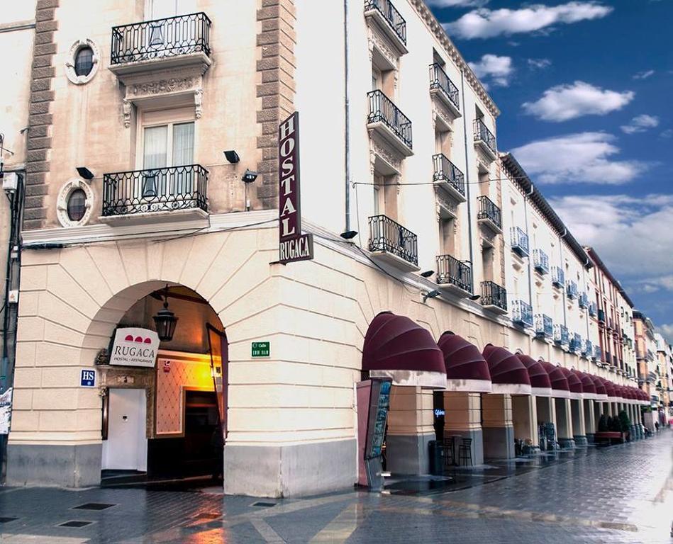 Hostal Rugaca Huesca Bagian luar foto