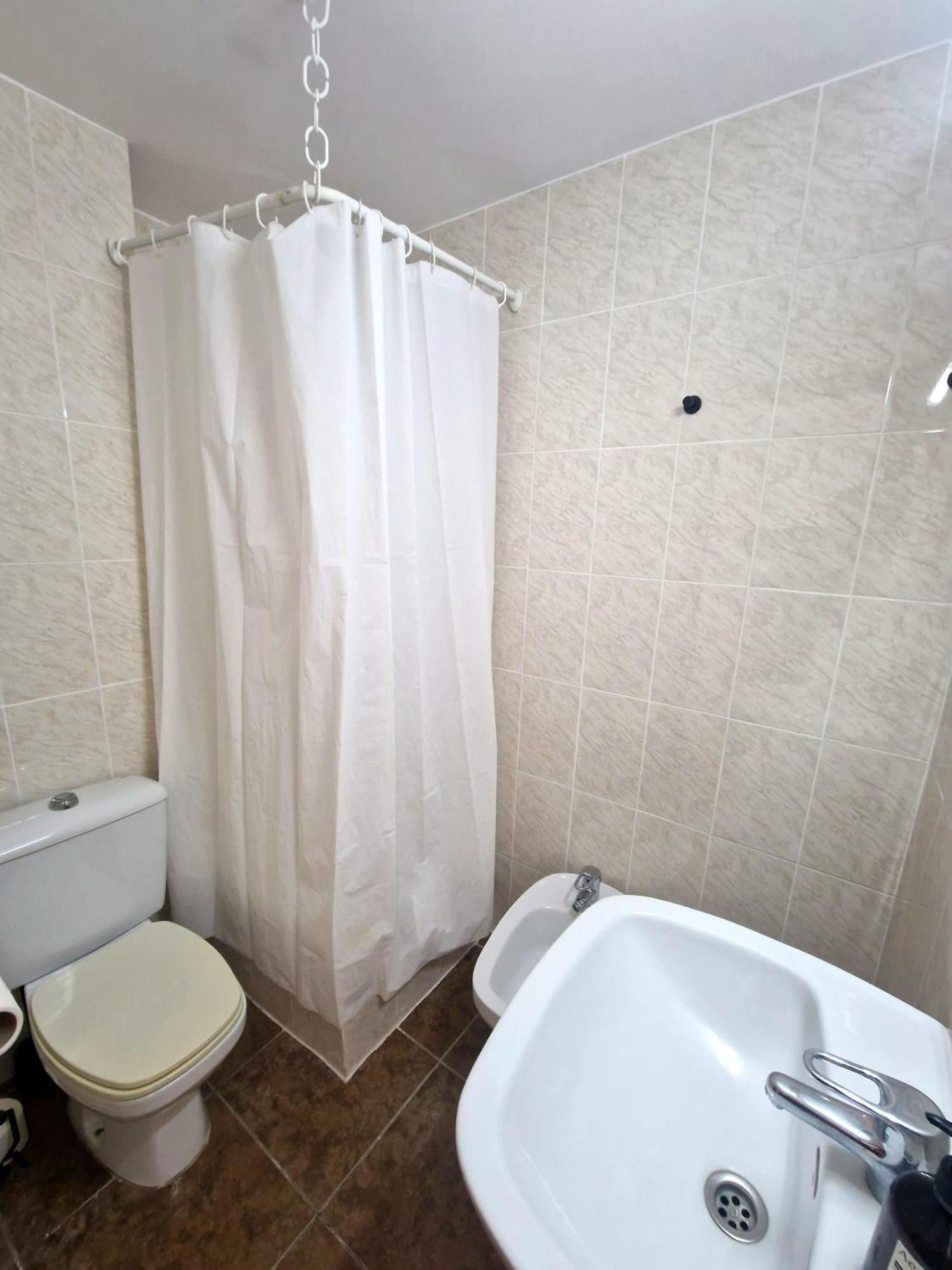 Hostal Rugaca Huesca Bagian luar foto