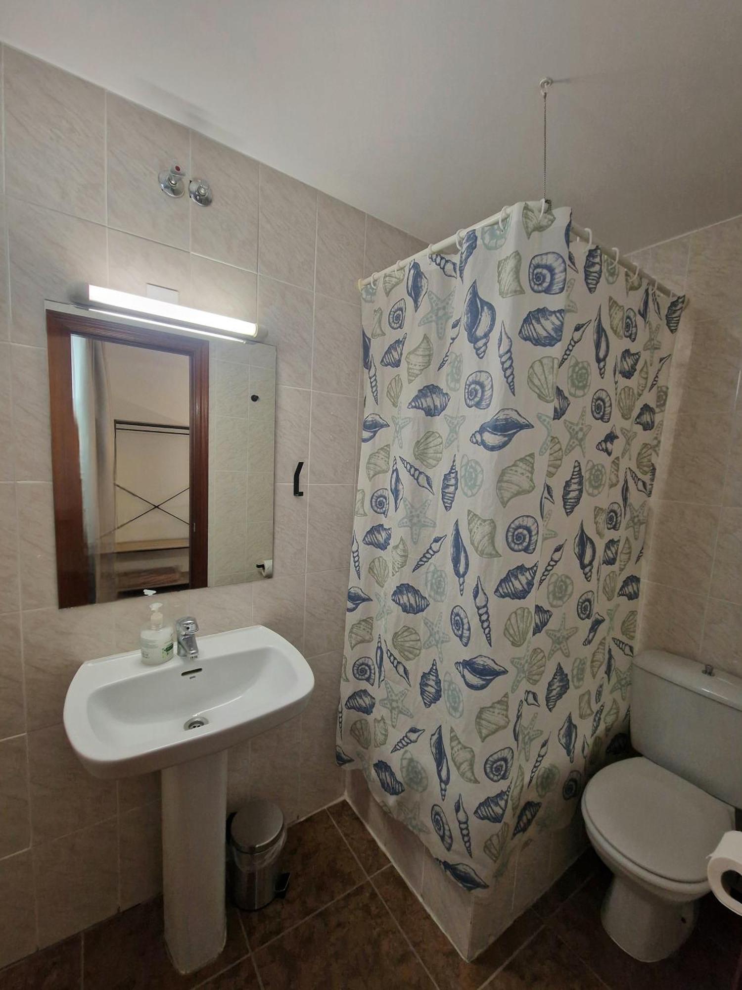 Hostal Rugaca Huesca Bagian luar foto